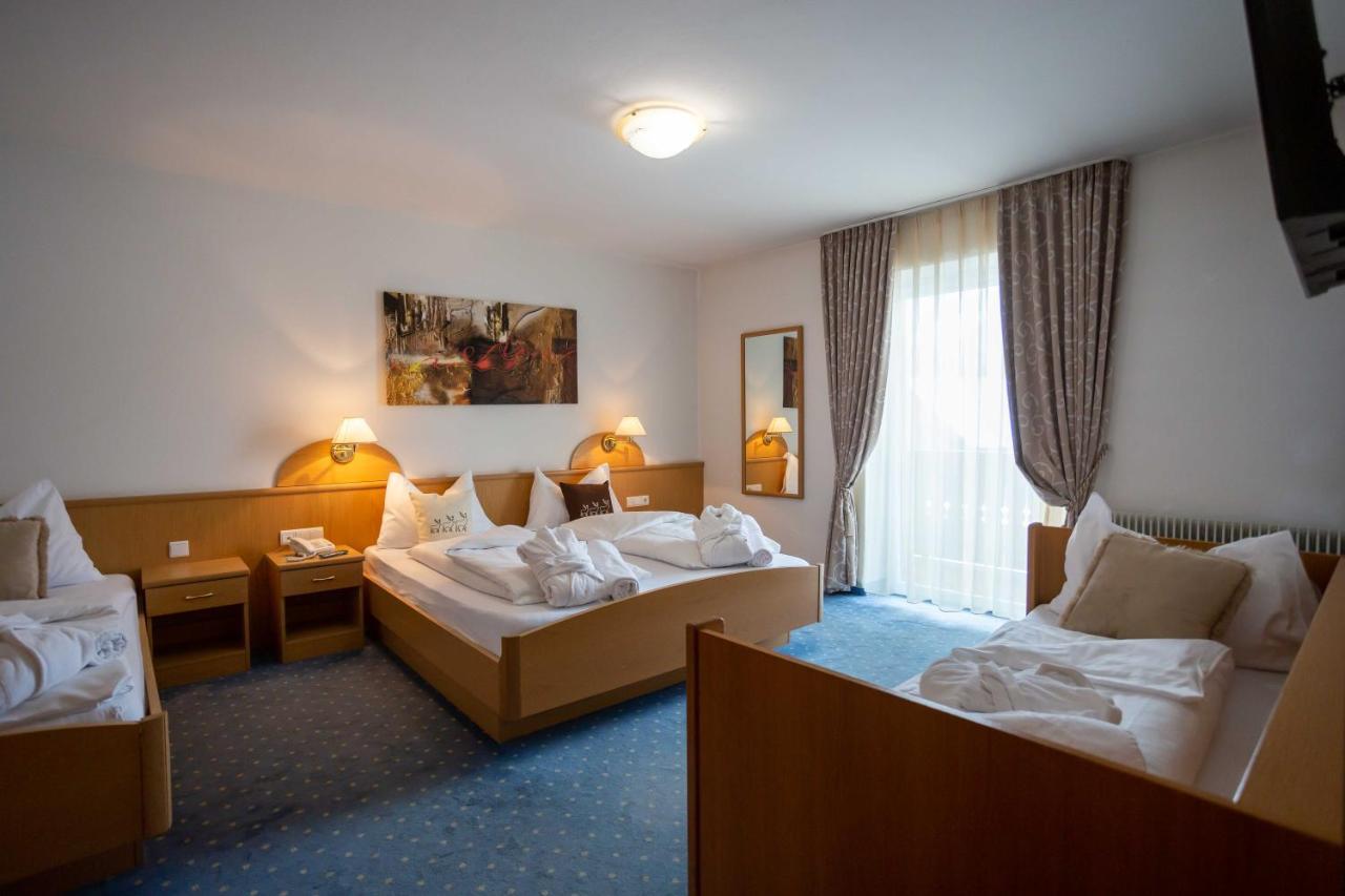Hotel Martinerhof San Lorenzo di Sebato Εξωτερικό φωτογραφία